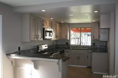 2413 Ellison, Modesto, CA 95350 photo 2
