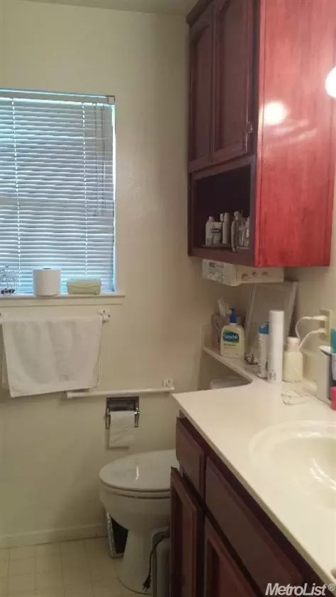 1205 Chadwick Ct, Modesto, CA 95350 photo 10