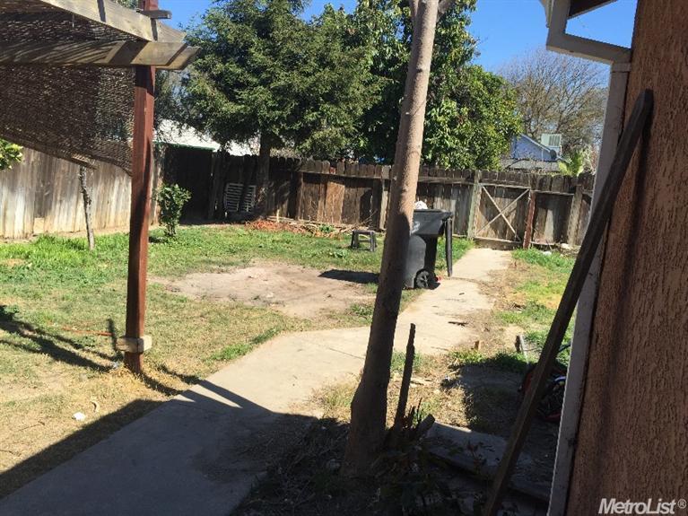 433 Yosemite Ave, Modesto, CA 95351 photo 12