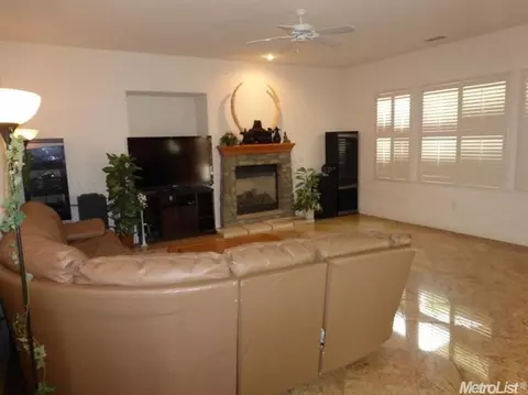 2202 Hedrick Ct, Rocklin, CA 95765 photo 9