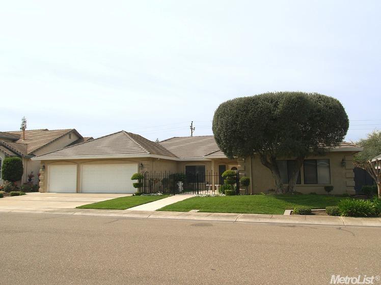 509 Wells Ln, Ripon, CA 95366 photo 1