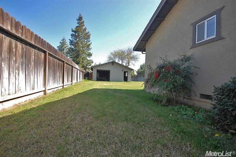 2810 N Walnut Rd, Turlock, CA 95382 photo 5