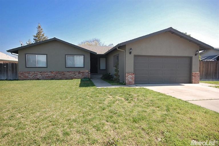 2810 N Walnut Rd, Turlock, CA 95382 photo 1