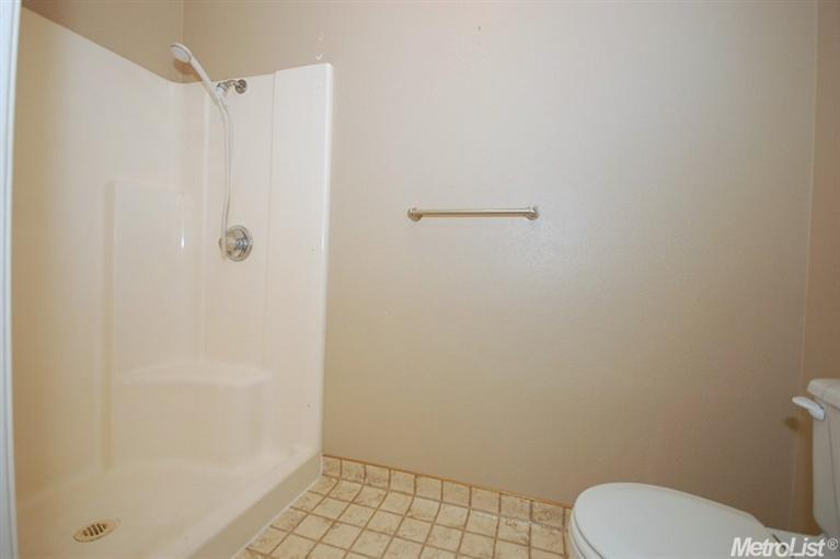 2810 N Walnut Rd, Turlock, CA 95382 photo 20