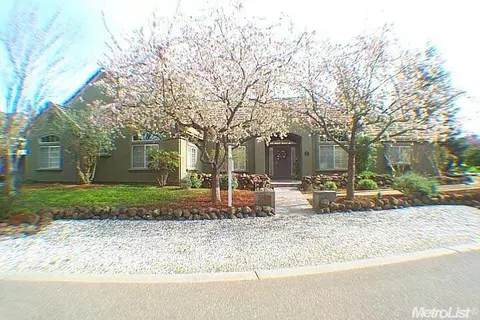 2520 Regatta Ct, Davis, CA 95618 photo 1