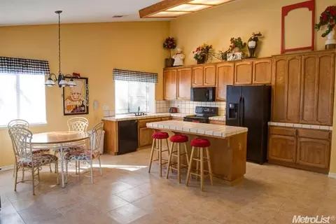 2120 Lawson Dr, Modesto, CA 95355 photo 7