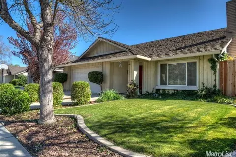 2120 Lawson Dr, Modesto, CA 95355 photo 2