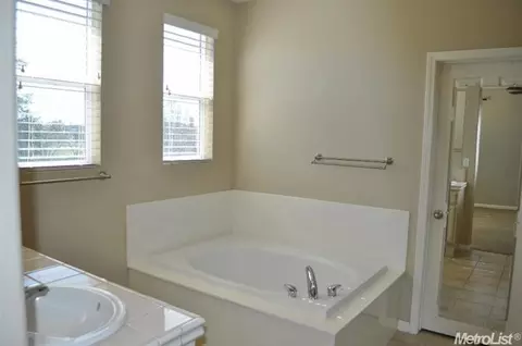 4094 Enclave Dr, Turlock, CA 95382 photo 15