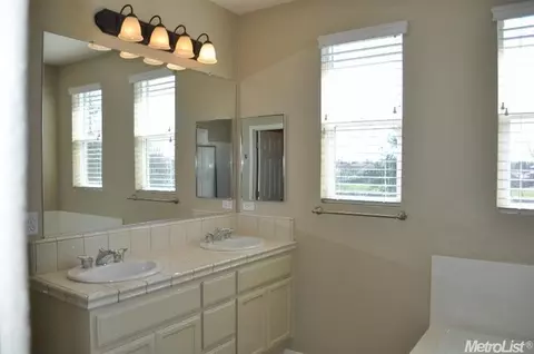 4094 Enclave Dr, Turlock, CA 95382 photo 19