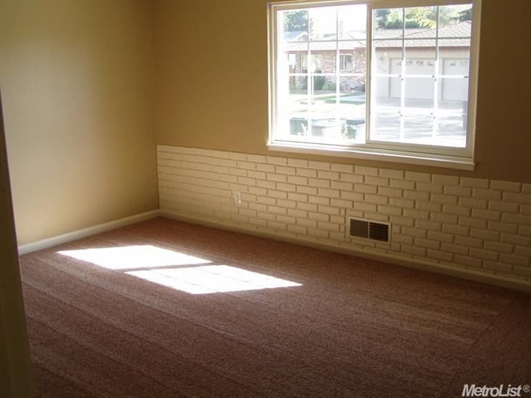 1009 Salisbury Ln, Modesto, CA 95350 photo 13