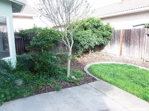 2141 Spring Valley Dr, Turlock, CA 95382 photo 11