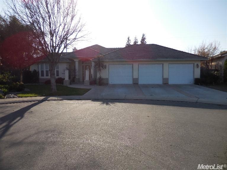 3301 Lakens Hbr, Modesto, CA 95355 photo 2
