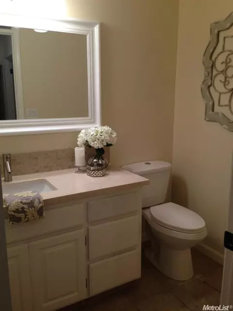 1039 Marisa Ct, Ripon, CA 95366 photo 6