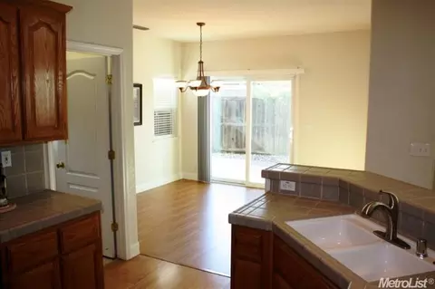 240 Caples Dr, Folsom, CA 95630 photo 7
