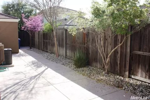 240 Caples Dr, Folsom, CA 95630 photo 18