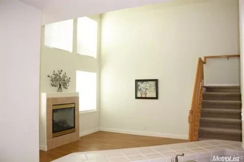 240 Caples Dr, Folsom, CA 95630 photo 4