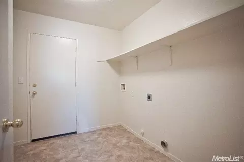 4268 Castleton Cir, Mather, CA 95655 photo 17