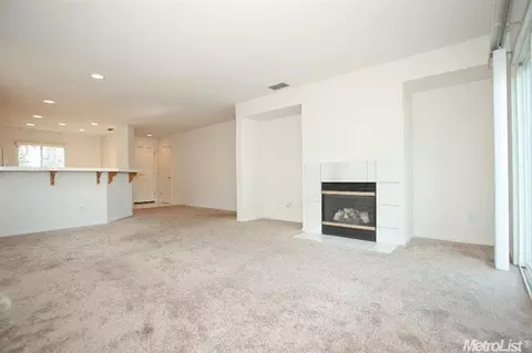 4268 Castleton Cir, Mather, CA 95655 photo 7