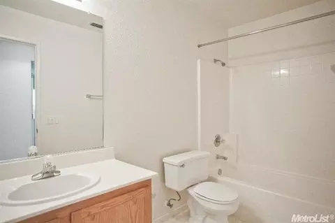 4268 Castleton Cir, Mather, CA 95655 photo 11