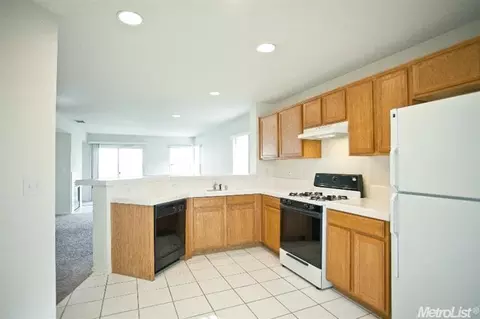 4268 Castleton Cir, Mather, CA 95655 photo 3