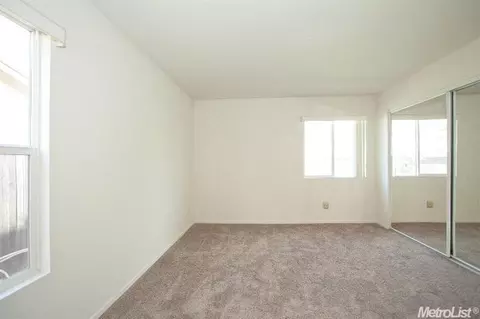 4268 Castleton Cir, Mather, CA 95655 photo 19