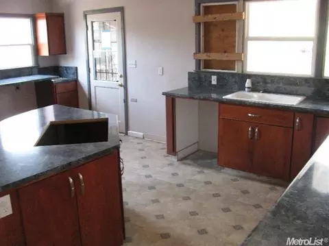 617 Baldwin St, Modesto, CA 95350 photo 14