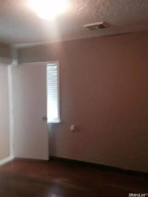 630 6th St, Galt, CA 95632 photo 6