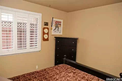 1675 Parkside, Tracy, CA 95376 photo 12