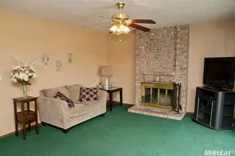 1675 Parkside, Tracy, CA 95376 photo 10