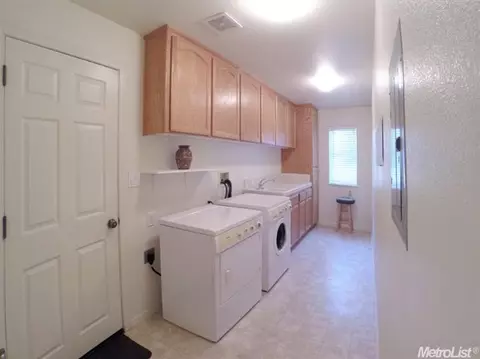1151 Brook View Ln, Manteca, CA 95337 photo 12