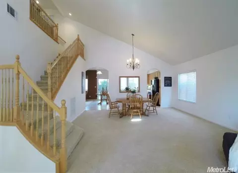 1151 Brook View Ln, Manteca, CA 95337 photo 3