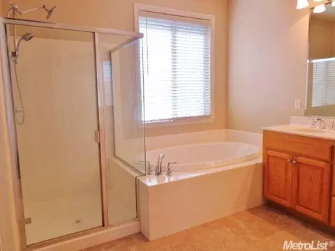 3000 Queens Gate Ct, Modesto, CA 95355 photo 12