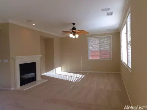 3000 Queens Gate Ct, Modesto, CA 95355 photo 6
