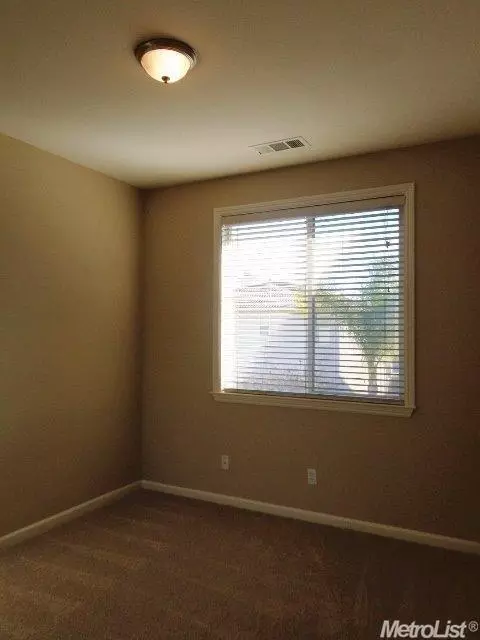 3000 Queens Gate Ct, Modesto, CA 95355 photo 13