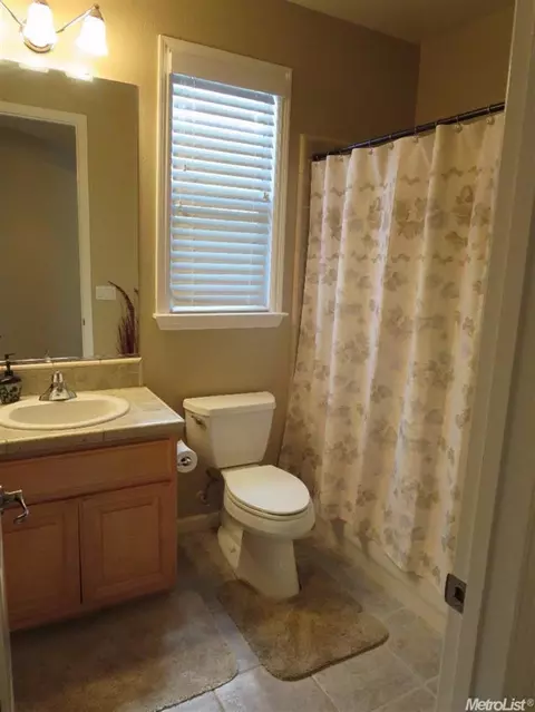 4329 Eliot Ct, Modesto, CA 95356 photo 12