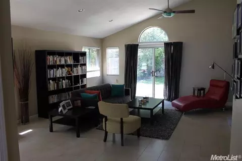 8217 Brick Hearth Pl, Antelope, CA 95843 photo 7