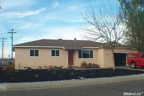 956 Yolo, Manteca, CA 95336 photo 1