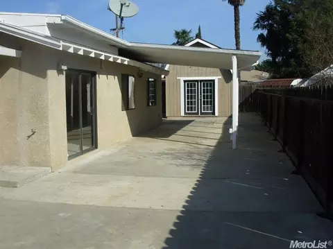 2329 Peppermint Ct, Modesto, CA 95355 photo 13