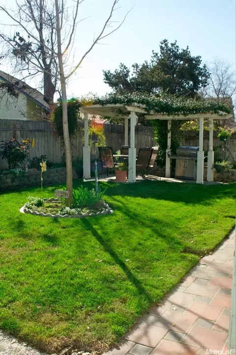 2382 Millcreek Dr, Modesto, CA 95351 photo 24