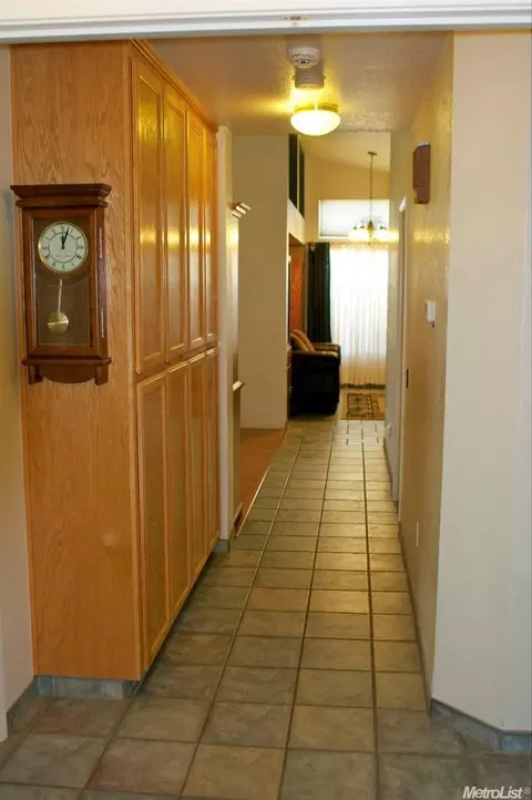 2382 Millcreek Dr, Modesto, CA 95351 photo 20