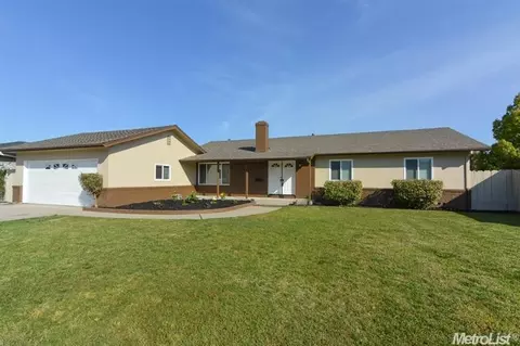 415 Northgate Dr, Manteca, CA 95336 photo 2