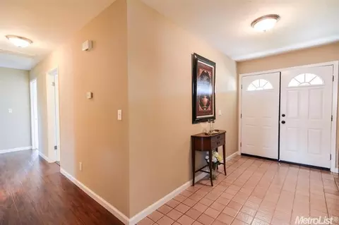 415 Northgate Dr, Manteca, CA 95336 photo 4