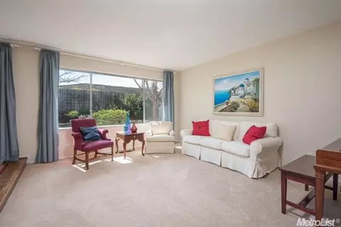 4728 Espana Ct, Carmichael, CA 95608 photo 4