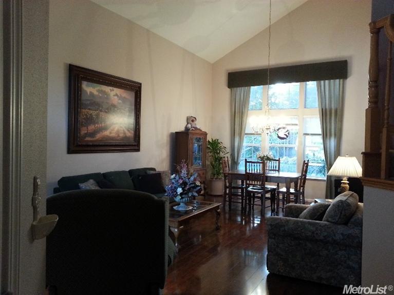 1384 Yorkshire Loop, Tracy, CA 95376 photo 3