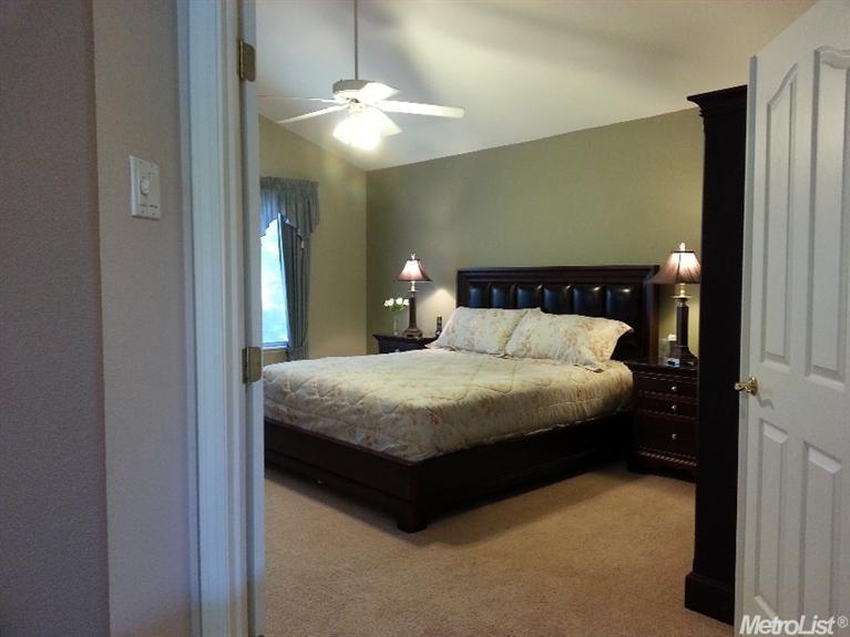 1384 Yorkshire Loop, Tracy, CA 95376 photo 10