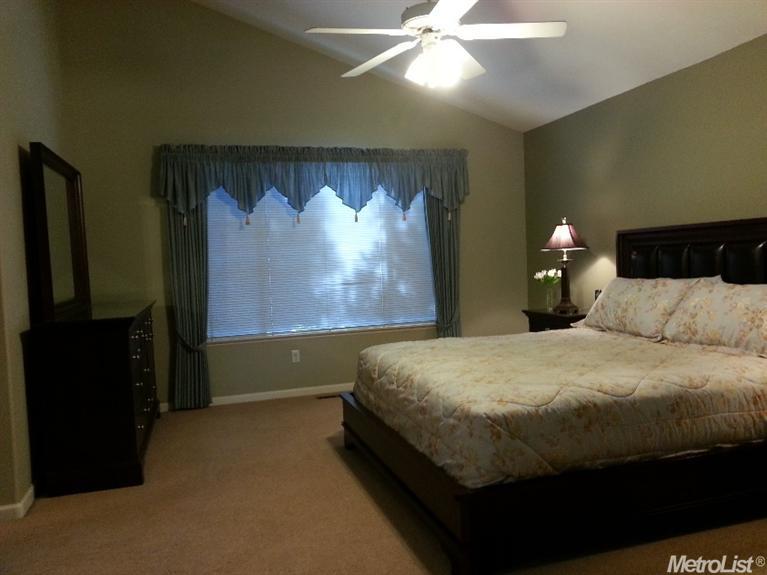 1384 Yorkshire Loop, Tracy, CA 95376 photo 11