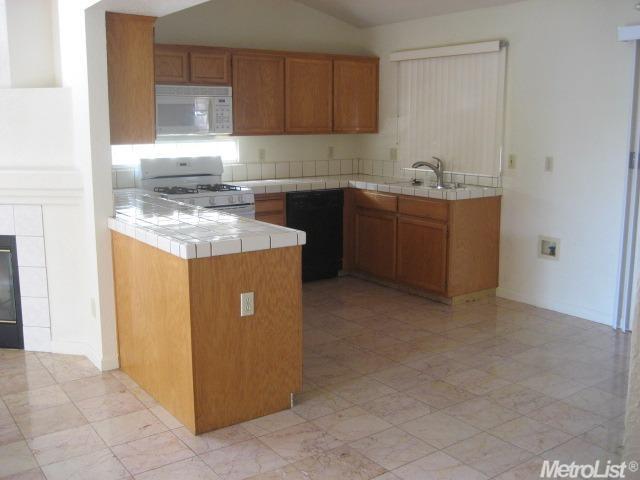5207 Cimarron Ct, Salida, CA 95368 photo 3