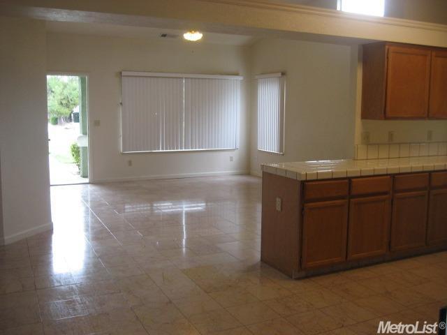 5207 Cimarron Ct, Salida, CA 95368 photo 5