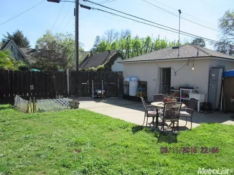 516 College Ave, Modesto, CA 95350 photo 5