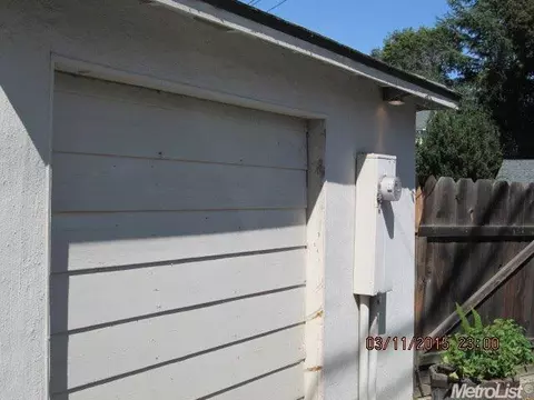 516 College Ave, Modesto, CA 95350 photo 8